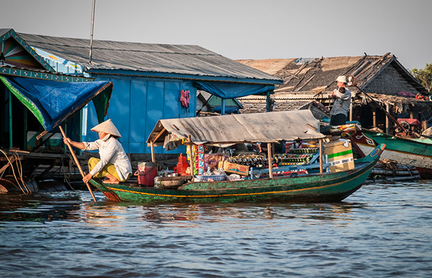 Kompong Khleang Floating Village Small-Group Day Tour