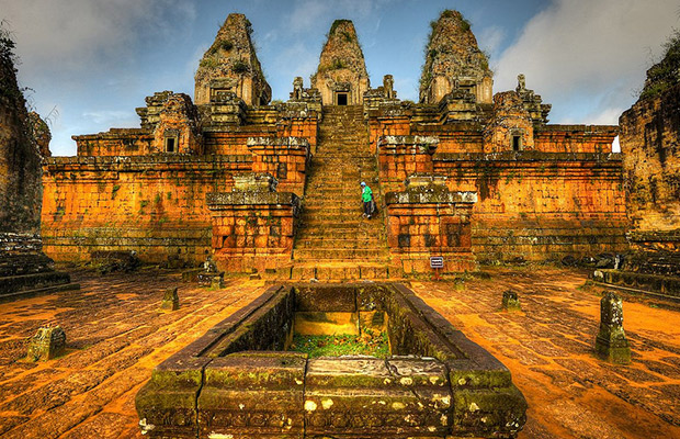 Angkor Temple Private Tour with Best Sunset View