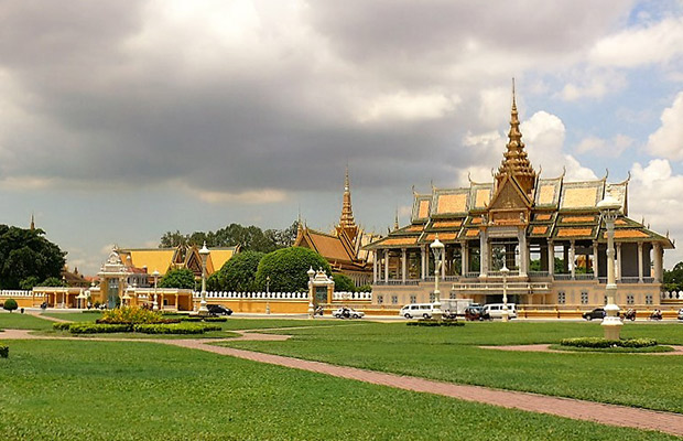 Discover Siem Reap - Phnom Penh Tour