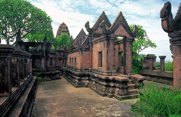 Discover Preah Vihear Temple Tour