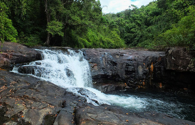 Sihanoukville Waterfall & City Tour