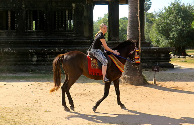 Cambodia Family Package Tour with Horse Riding
