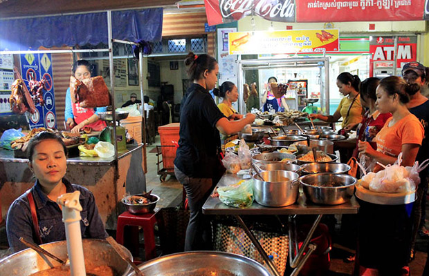 Wonderful Night of Siem Reap Street Food Tour